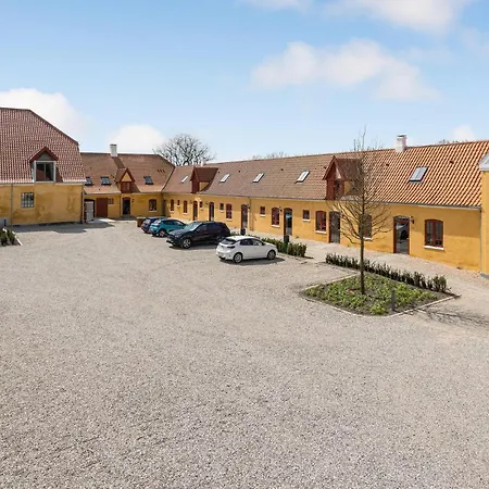 アパート 1 Bedroom Amazing In Nordenbro Vesteregn
